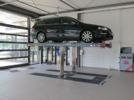 MAHA Fahrbahnbuehne mit Bodenausgleich.JPG